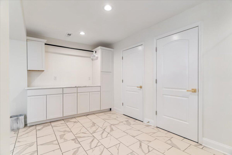 Listing Image 51