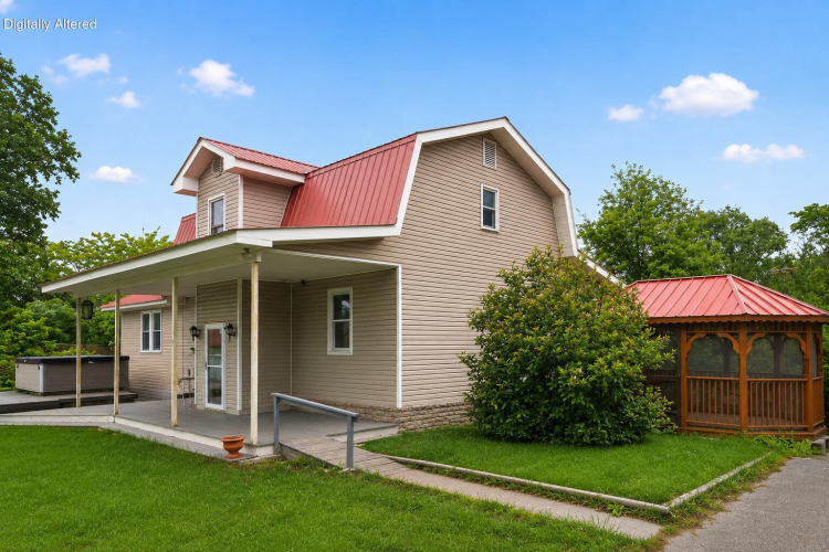 Listing Image 3