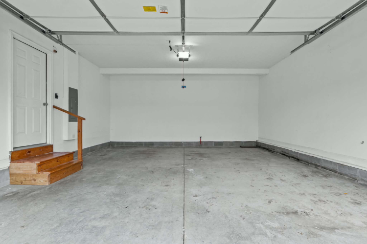 Listing Image 39