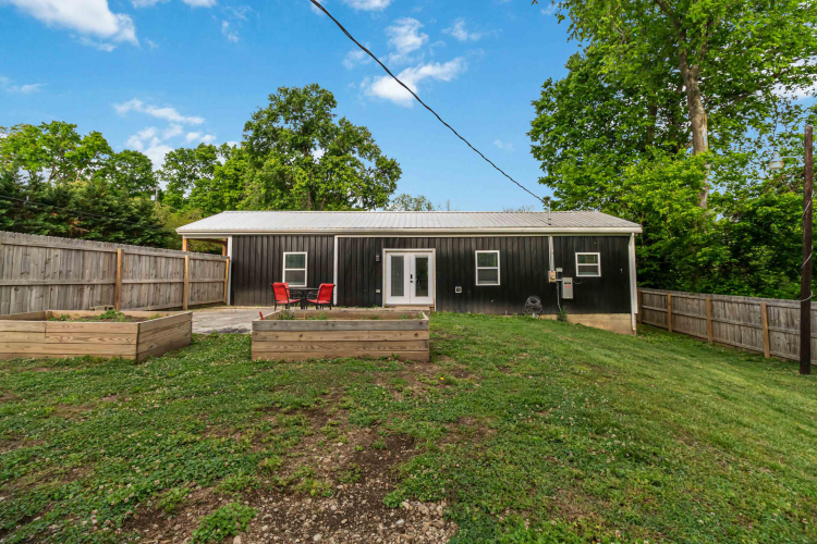 Listing Image 24