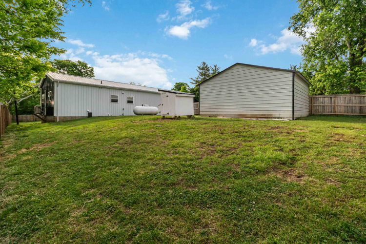 Listing Image 29