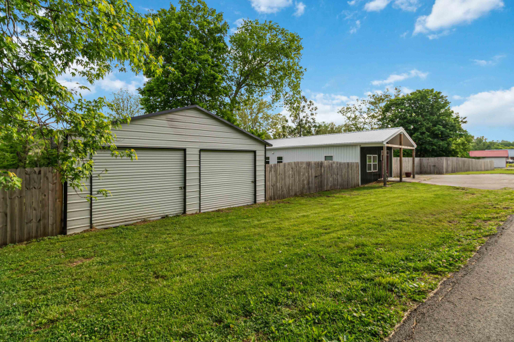 Listing Image 32
