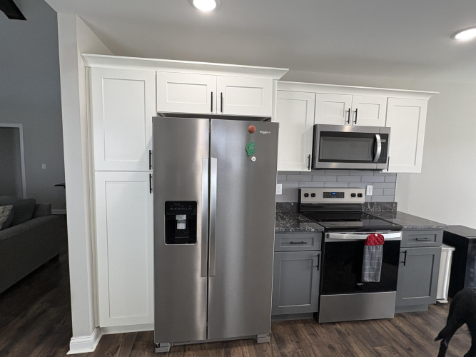 Listing Image 8