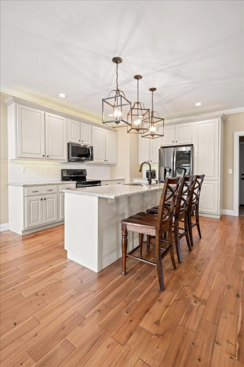 Listing Image 15