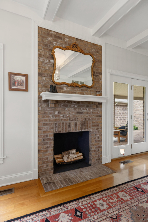 Listing Image 22