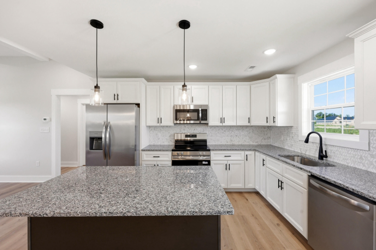 Listing Image 9