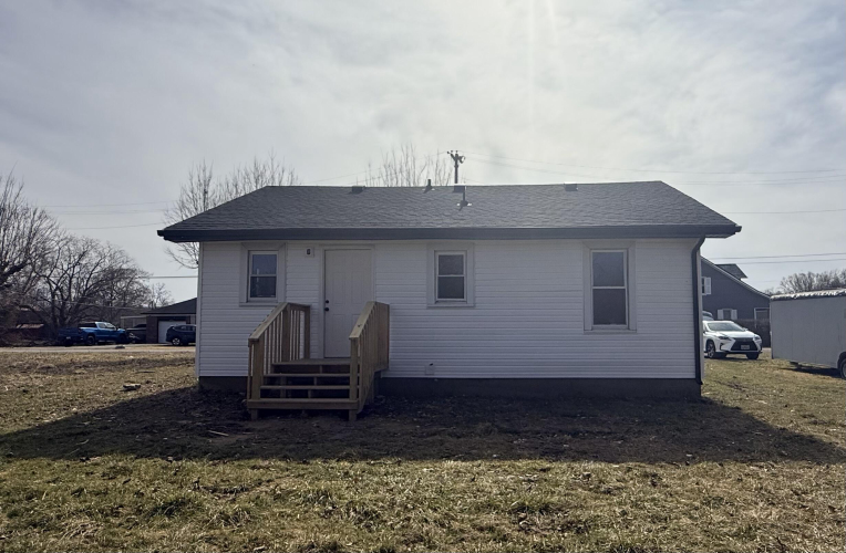 Listing Image 17