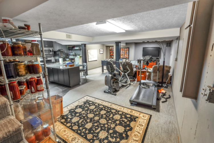 Listing Image 61