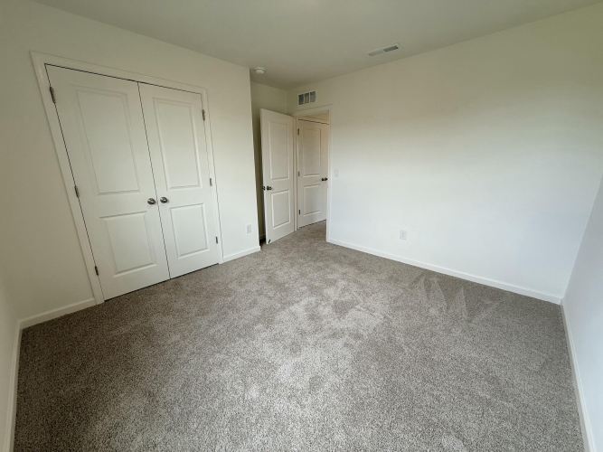 Listing Image 40