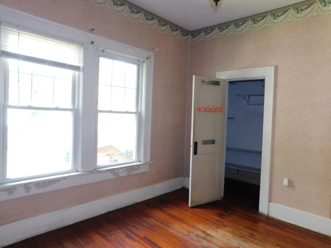 Listing Image 54
