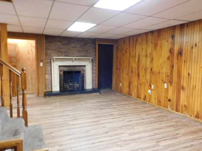 Listing Image 73