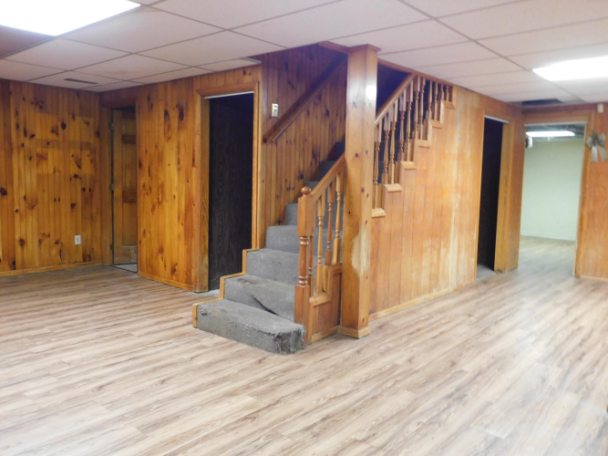 Listing Image 81