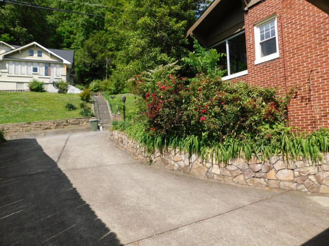 Listing Image 98