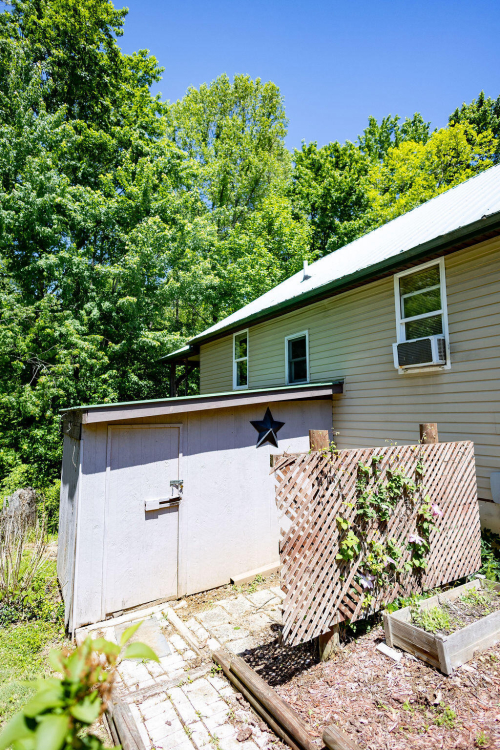 Listing Image 32