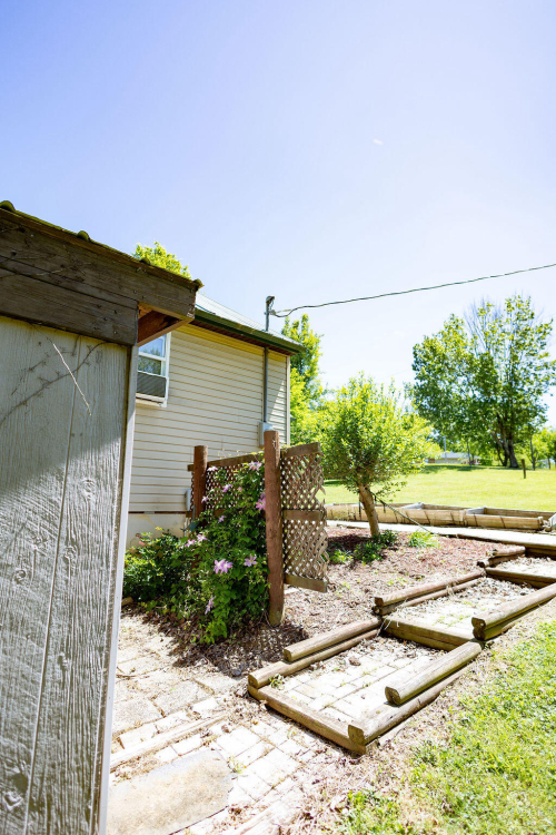Listing Image 33