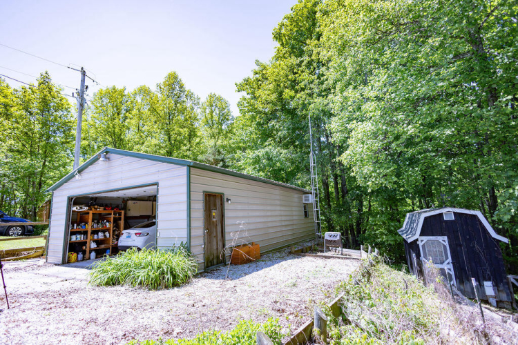 Listing Image 42