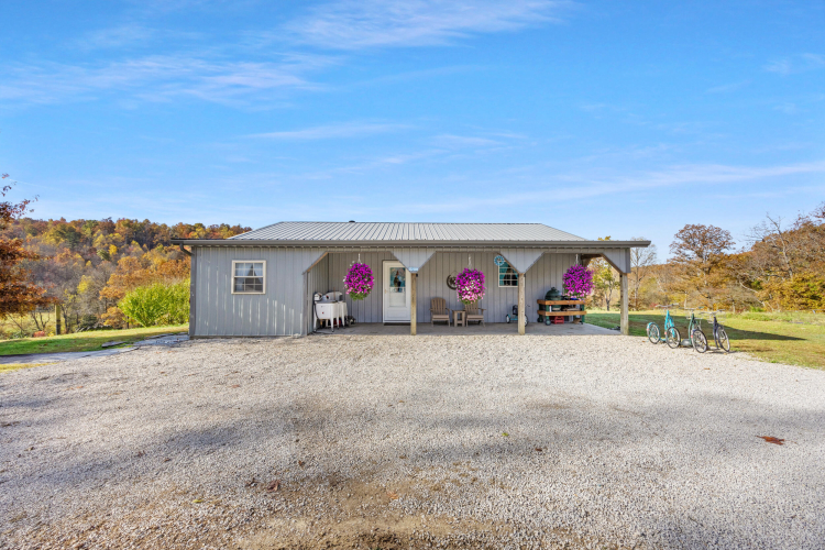 Listing Image 14
