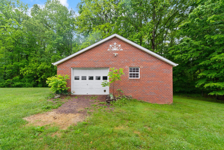 Listing Image 60