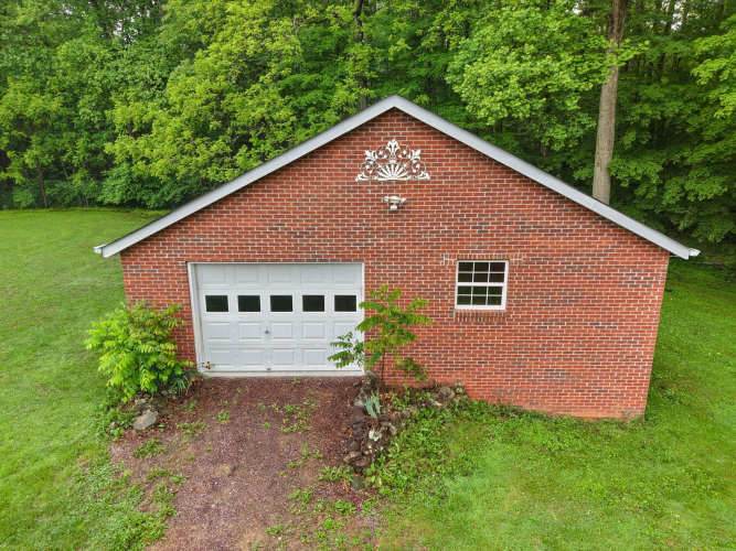 Listing Image 69