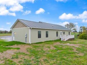 Listing Image 41