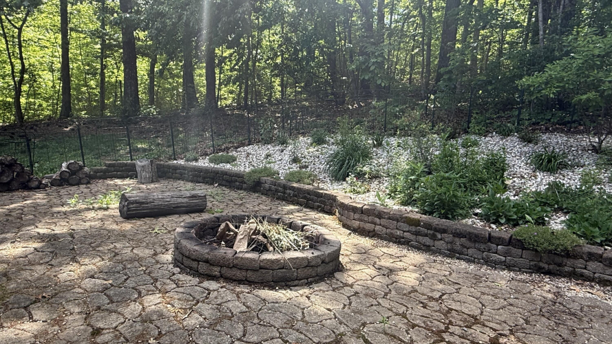 Listing Image 18