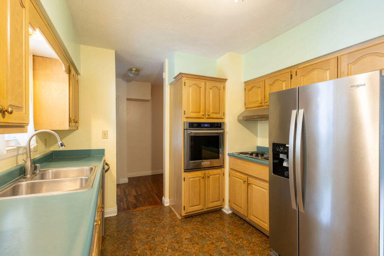 Listing Image 18