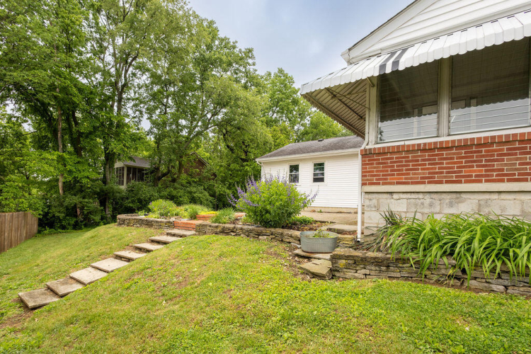 Listing Image 45