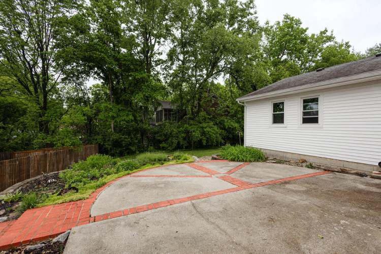 Listing Image 50