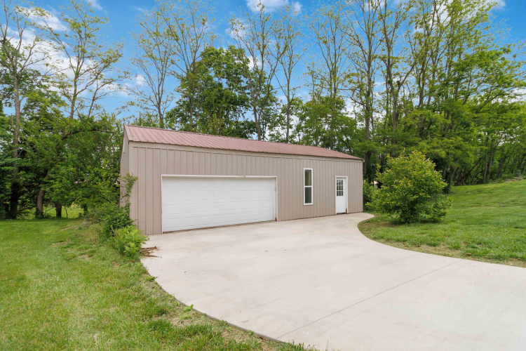 Listing Image 45
