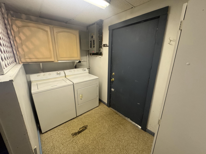 Listing Image 48