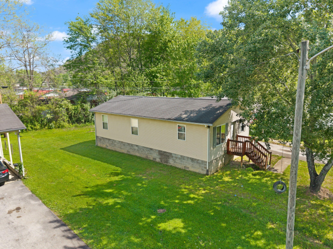 Listing Image 24