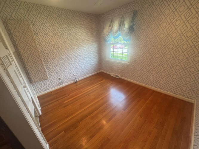 Listing Image 50