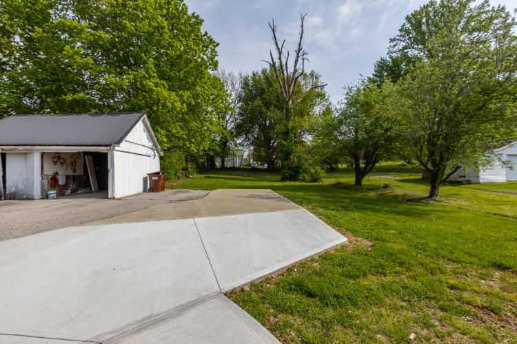 Listing Image 29