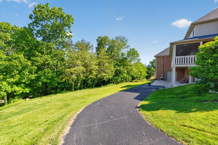Listing Image 52