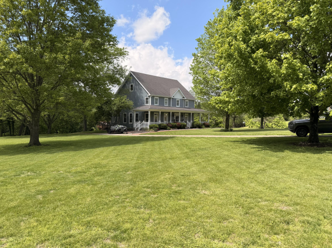 Listing Image 4