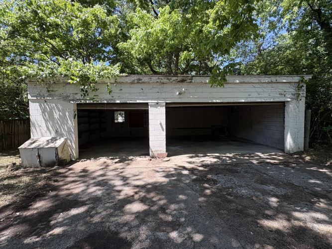 Listing Image 39