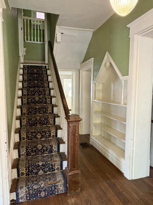 Listing Image 9