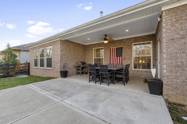 Listing Image 15