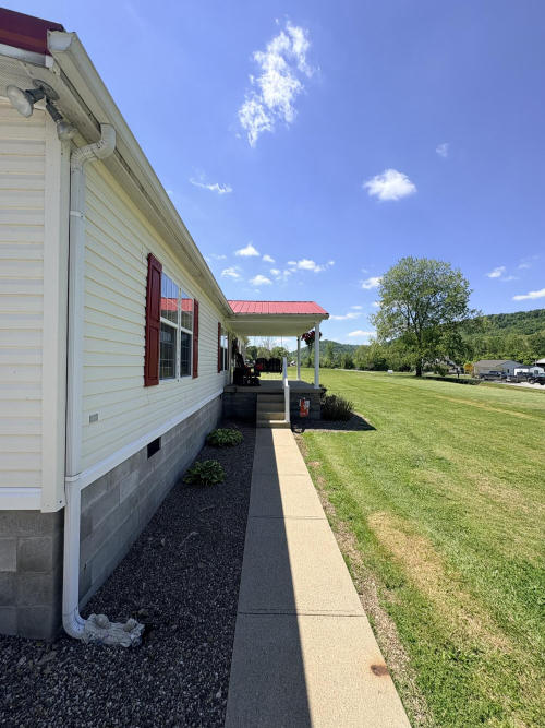 Listing Image 23
