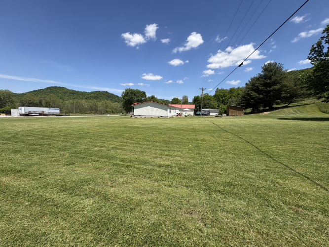 Listing Image 27