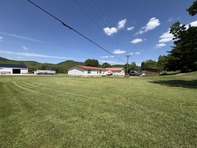 Listing Image 28