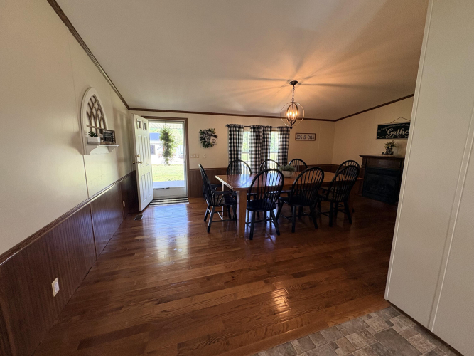 Listing Image 51