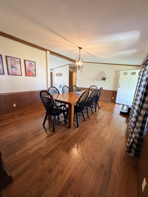 Listing Image 56