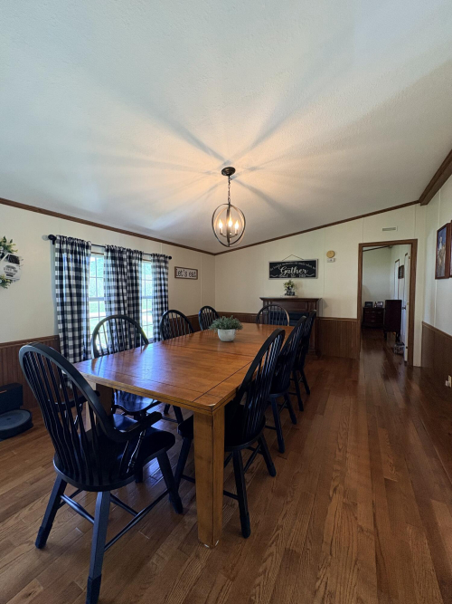 Listing Image 58