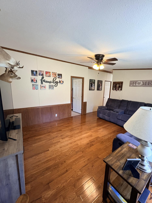 Listing Image 74