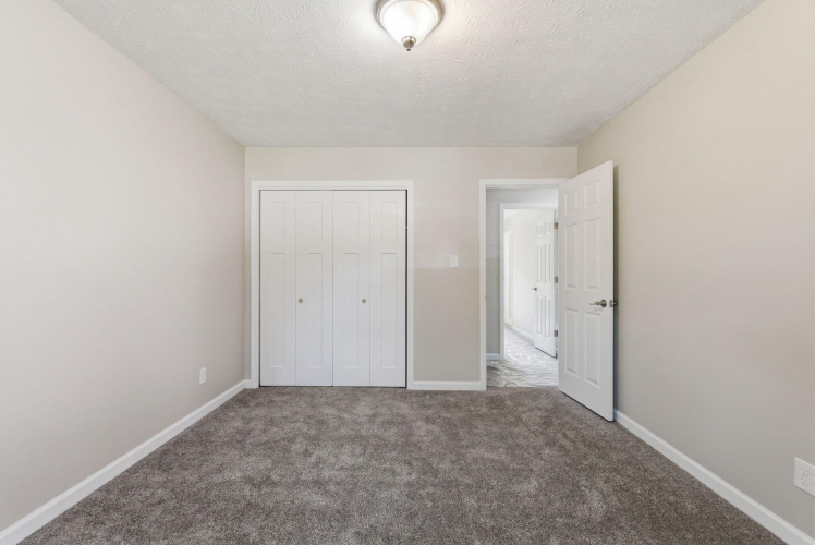 Listing Image 24