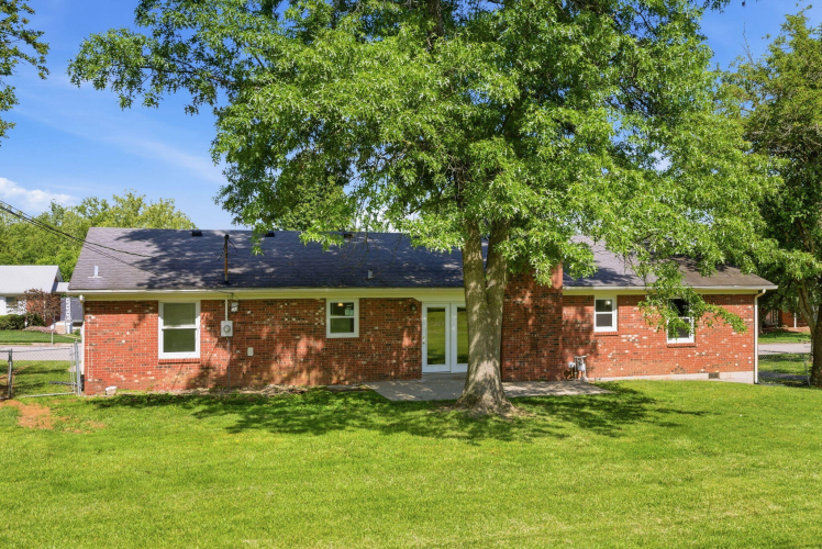 Listing Image 32
