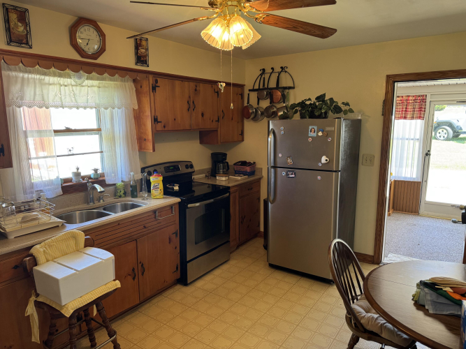 Listing Image 15