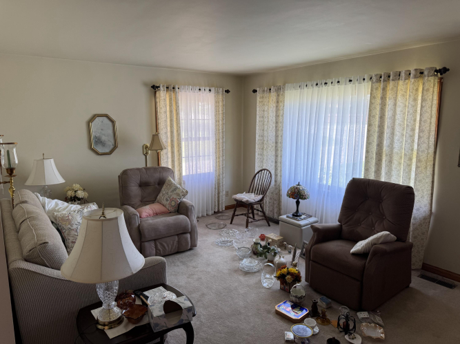 Listing Image 16