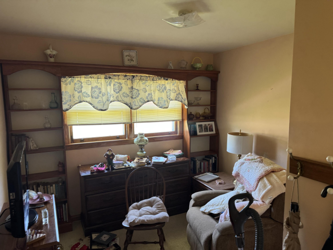 Listing Image 17